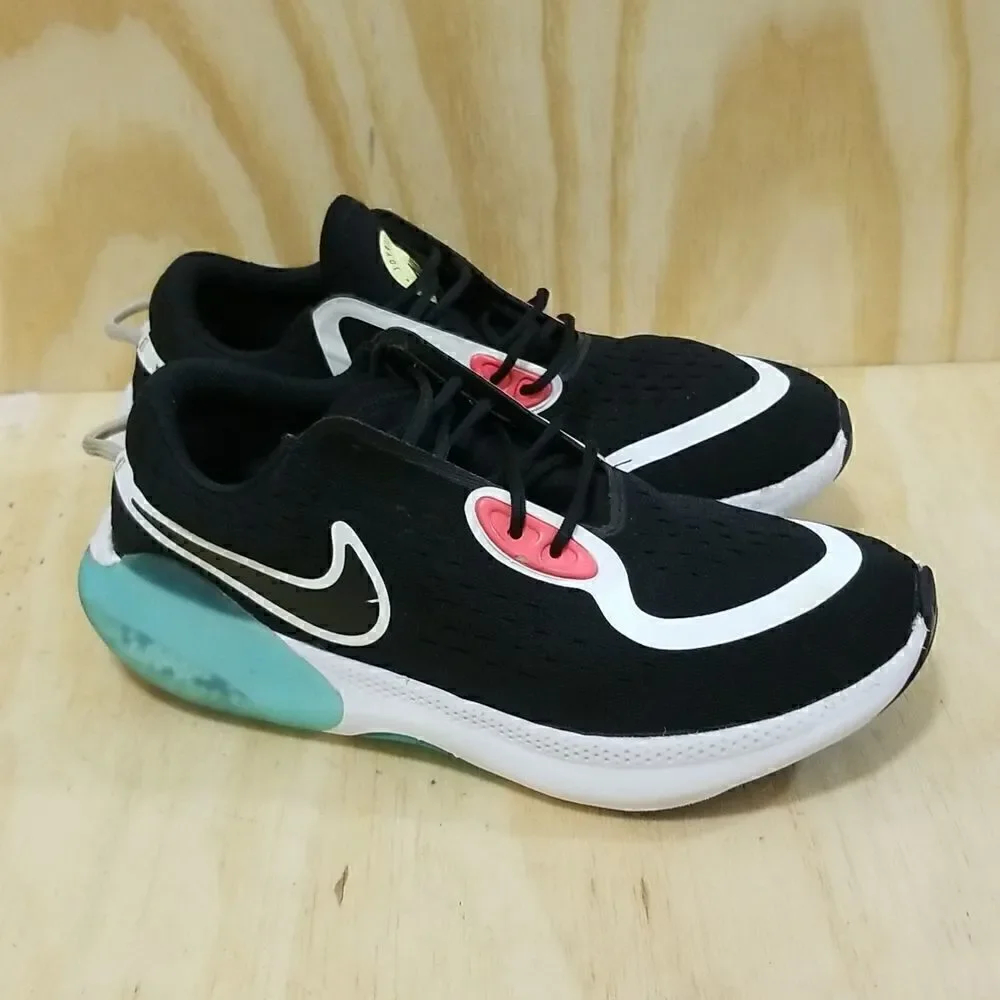 Nike Joyride Dual Run Wmn's Running Trainers 8 1/2 ( EU 39 )